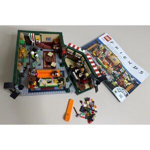 LEGO Ideas 21319 – FRIENDS Central Perk complete? See Pics For Details